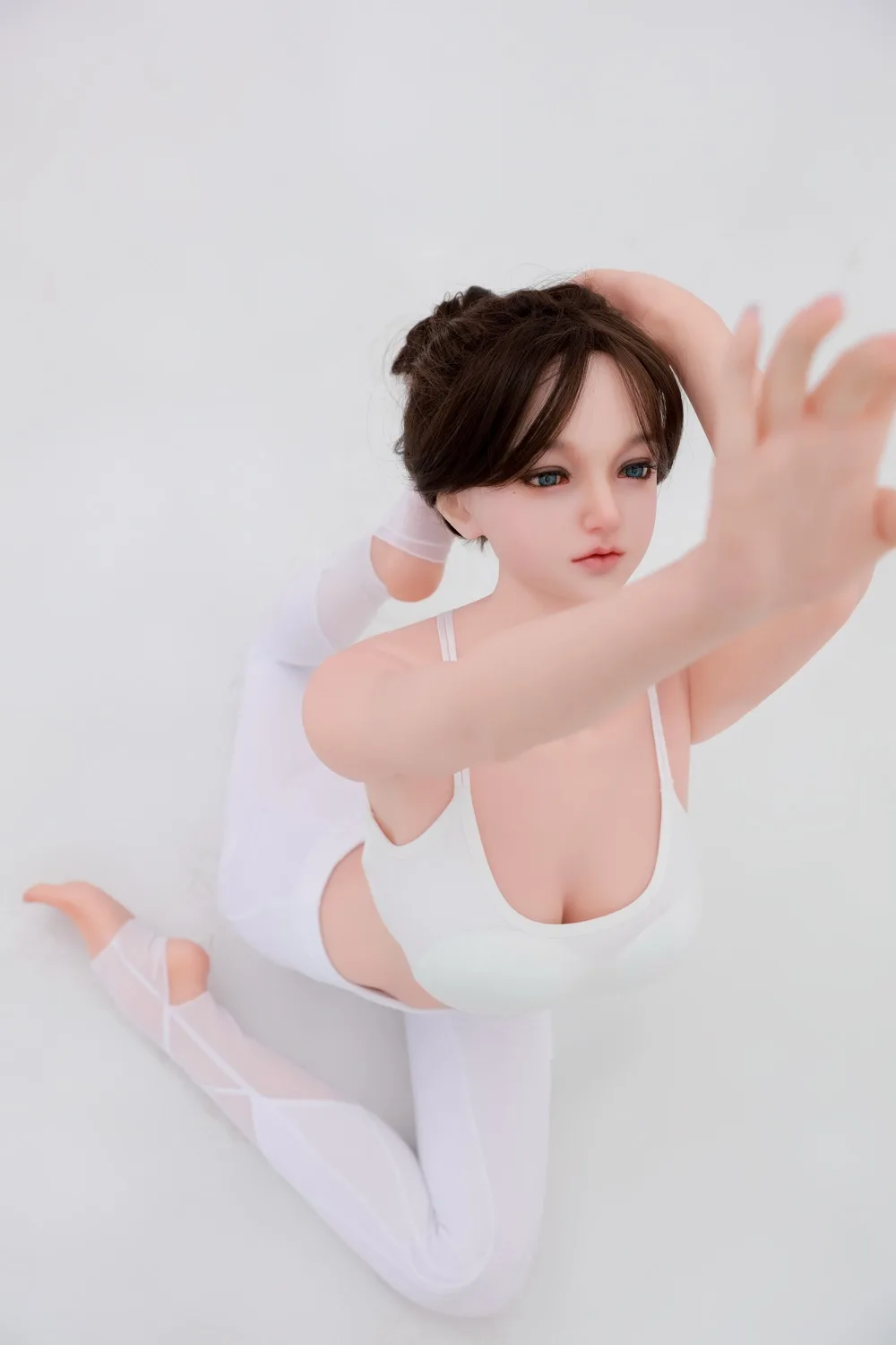 Yina – Silicone 170cm/66.93″ E-CUP 37kg/81.57lbs Sex Doll