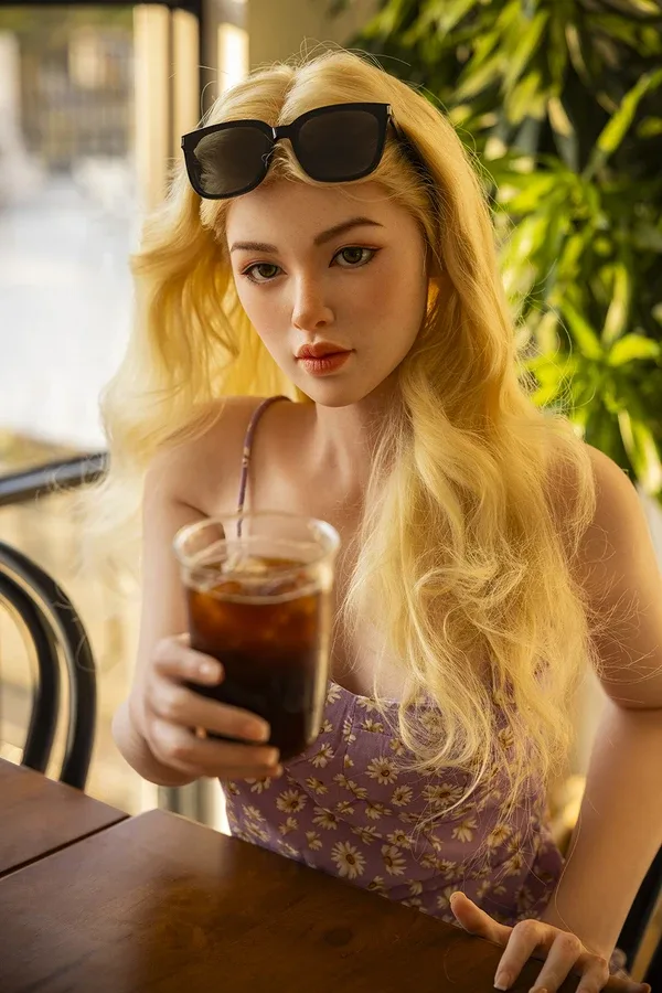 Mature Blonde Sex Doll Iris 169cm view 3