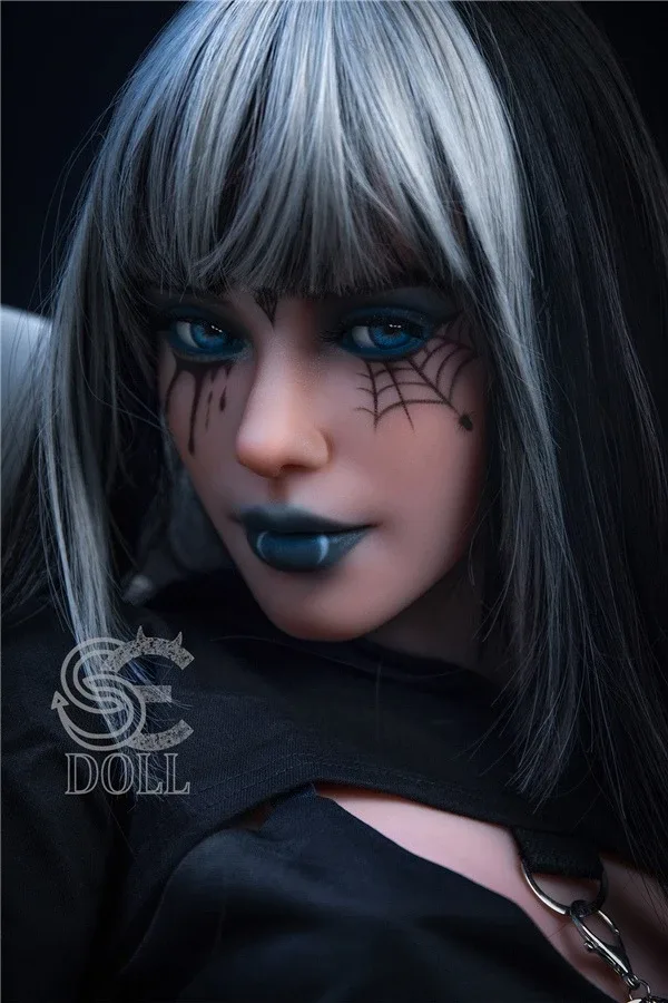 Mysterious Sexy Vampire Sex Doll Aubrielle 166cm view 6