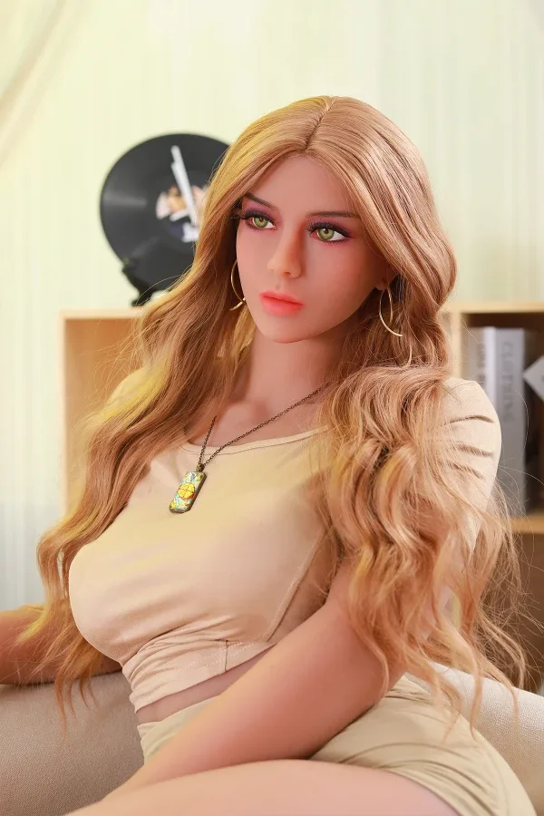 Blonde Super Big Butt Thick Sex Doll Zaylee 160cm view 5