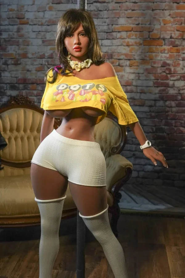 153cm G-cup Mature Busty Sex Doll Giuliana view 5