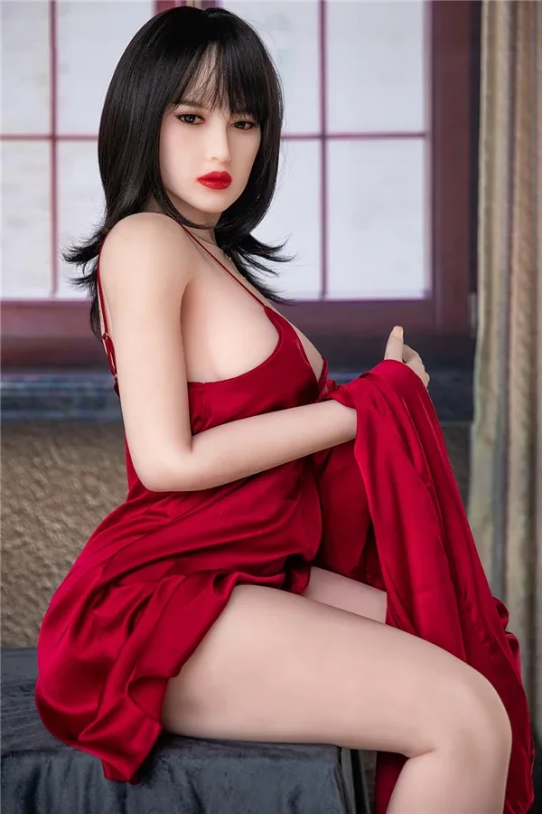 Life Size Mature Busty Chinese Sex Doll Yaritza 168cm view 2