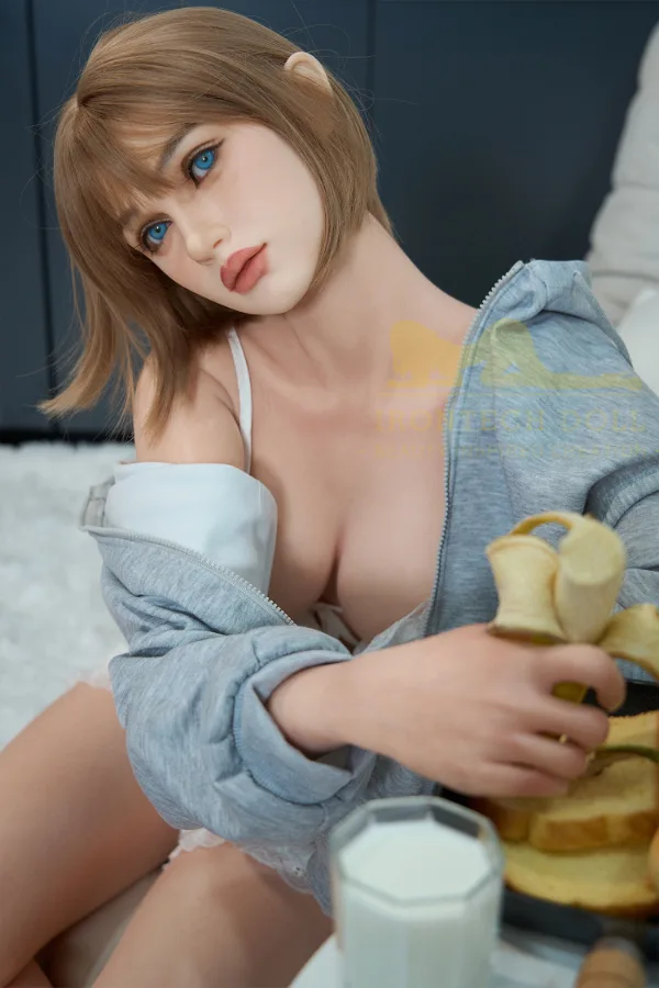 S45 – Silicone 166cm/65.35″ D-CUP 35.3kg/77.82lbs Sex Doll view 2