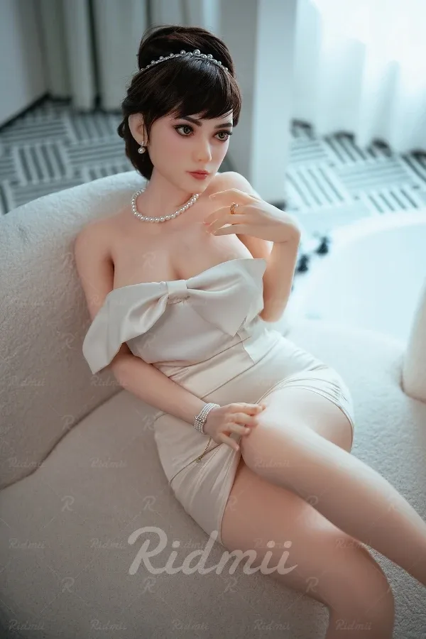 Real Life Big Booty Female Sex Doll Orielle 164cm view 3