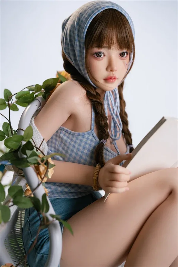China Lifelike Silicone Sex Doll Rene 148cm view 3