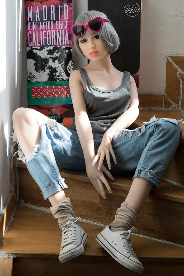 Lifelike Cute Small Boobs Sex Doll Lee 156cm