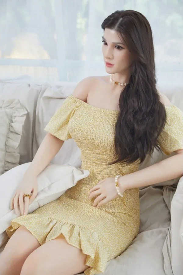 Mature Wife Sex Doll Miley 165cm view 2