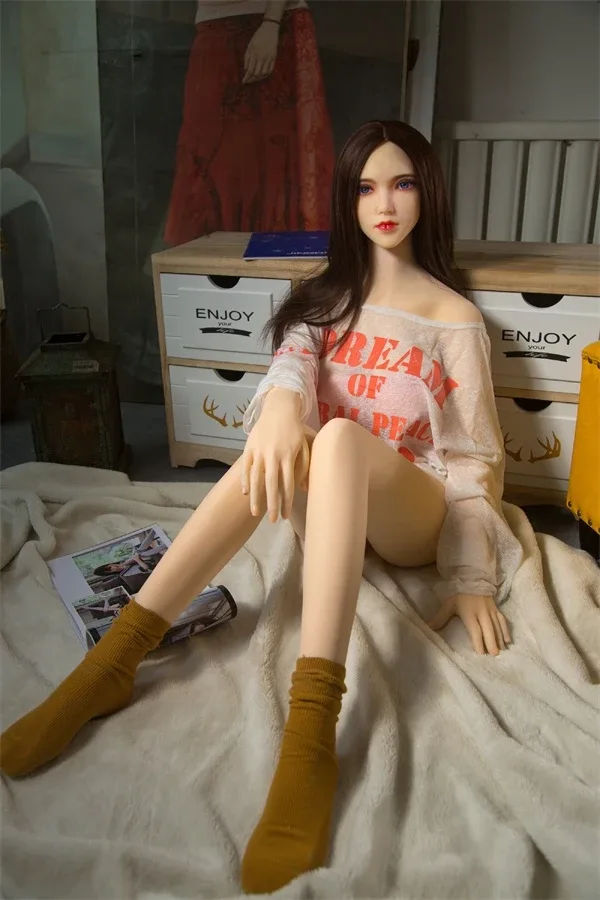 Beautiful Sex Doll Sarai 168cm view 5