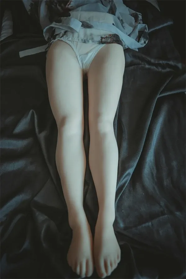 Lifelike Sex Doll Torso Leg Carter 71cm view 5