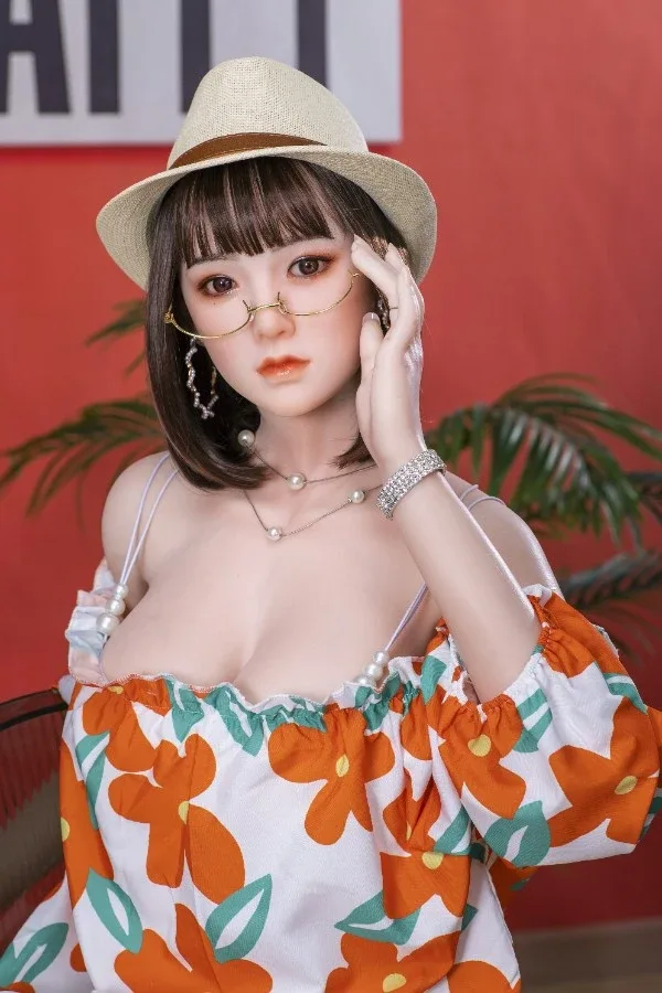 Japanese Silicone Sex Doll Giovanna 160cm view 3