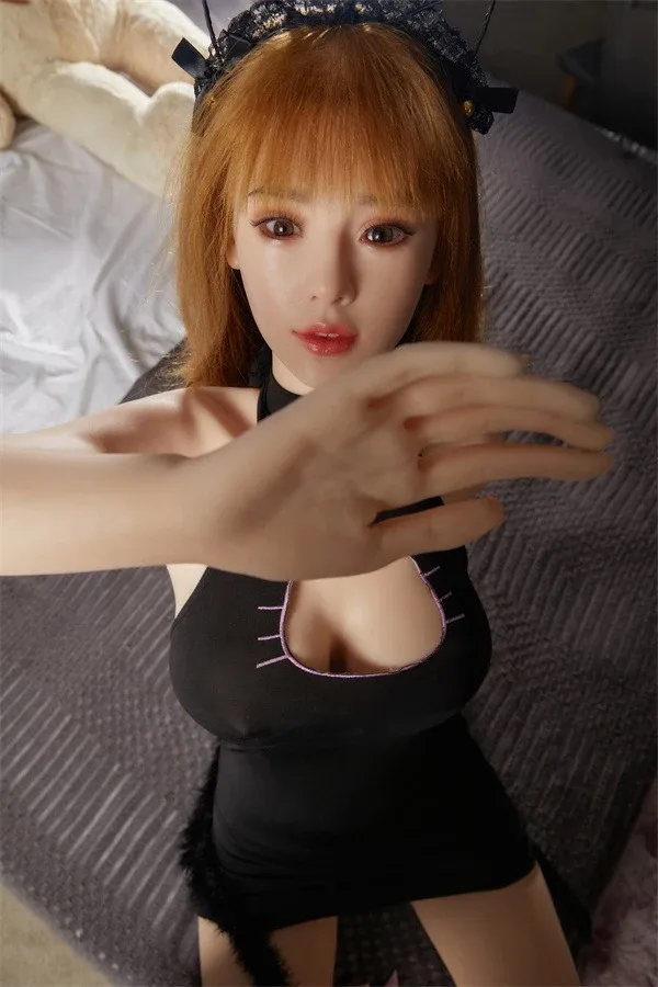 Life-Size Blonde Sex Doll Ember 155cm view 6