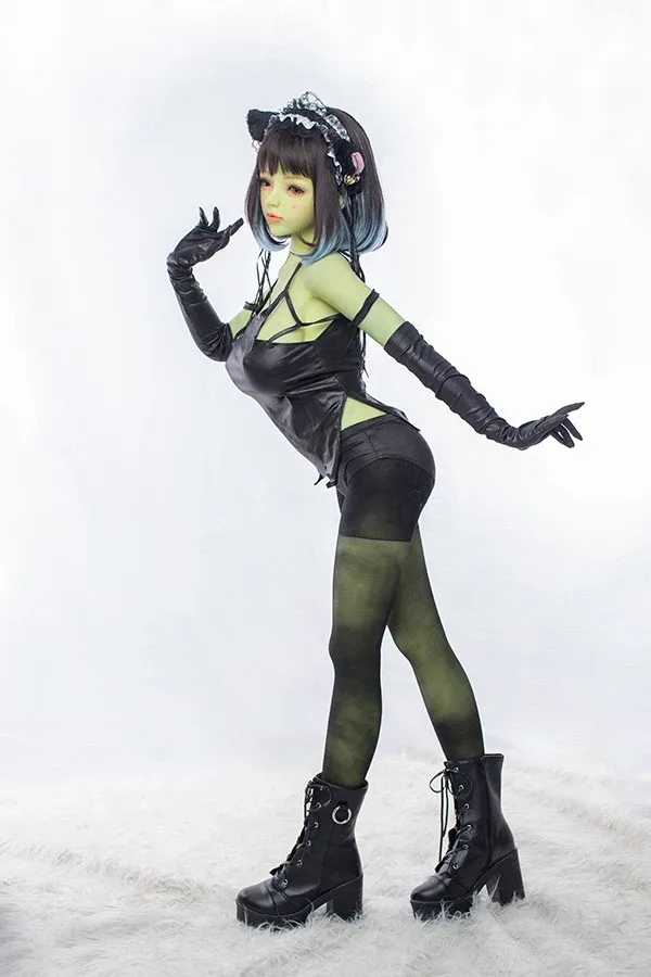 Green Skin Alien Sex Doll Bridget 140cm view 5