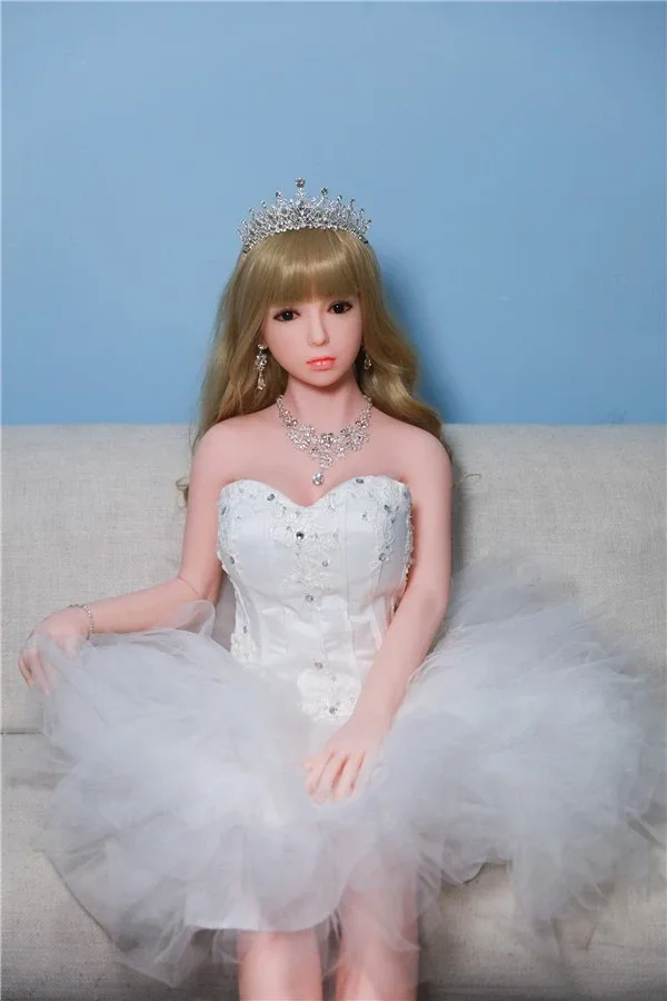 Blonde Princess Sex Doll Ayleen 158cm view 5