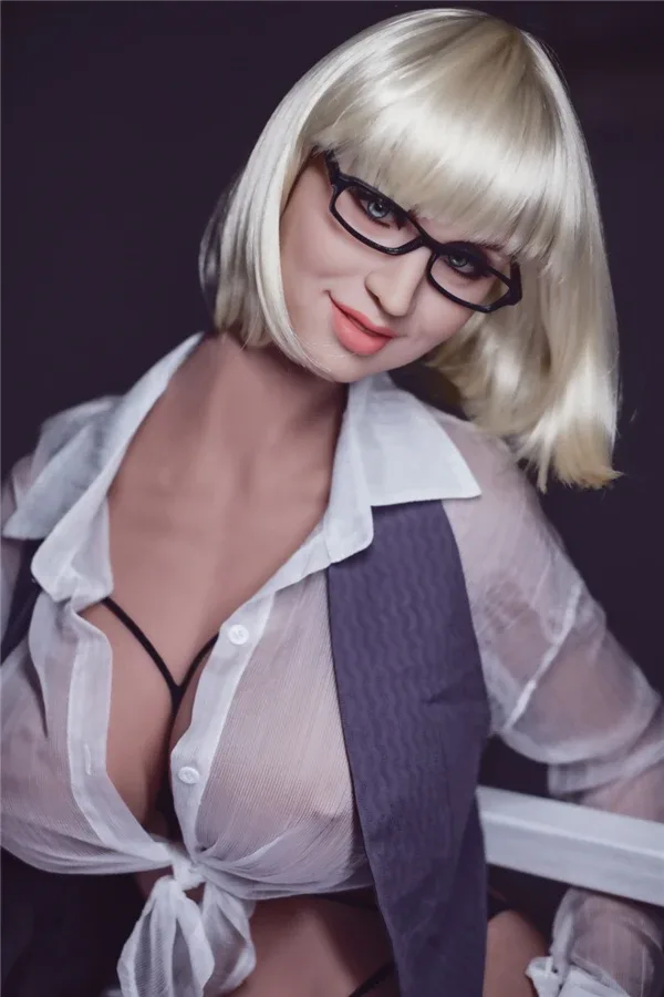 Realistic Life-size Big Tits Big Booty MILF Sex Doll Regina 163cm view 5