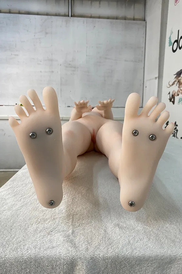Fair Skin Freckles Face Sex Doll Ariel 140cm (Seamless Head and Body Design) view 5