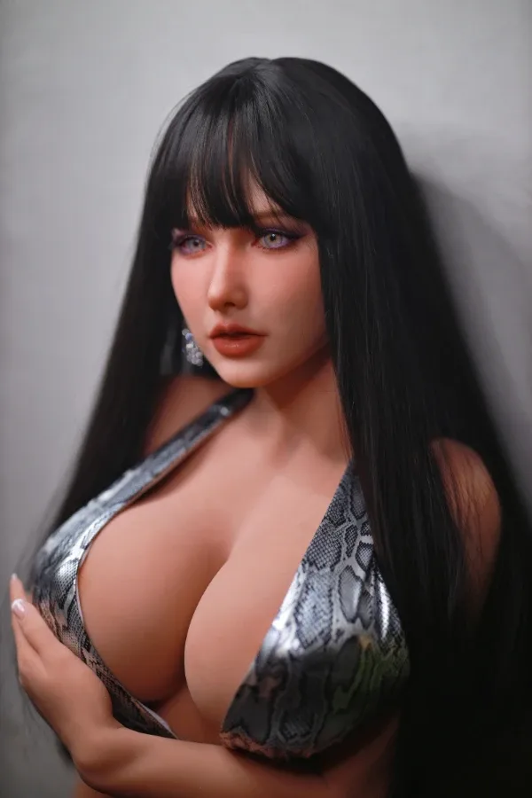 Sexy Mature Sex Doll Ashlynn 156cm view 5