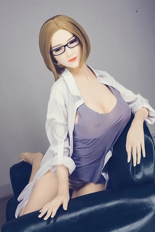 White Skin Big Boobs MILF Sex Doll Renee 168cm view 2