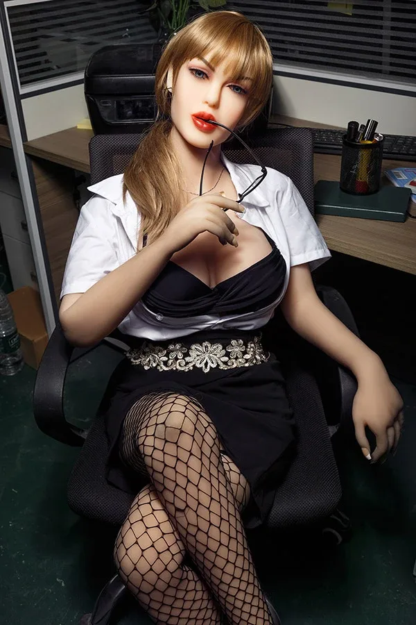 Mature Milf Sex Doll Harlow 158cm