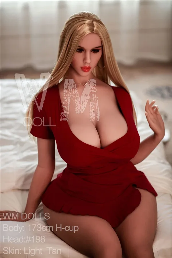 Super Big Booty Blonde Muscle Sex Doll Leona 173cm view 2