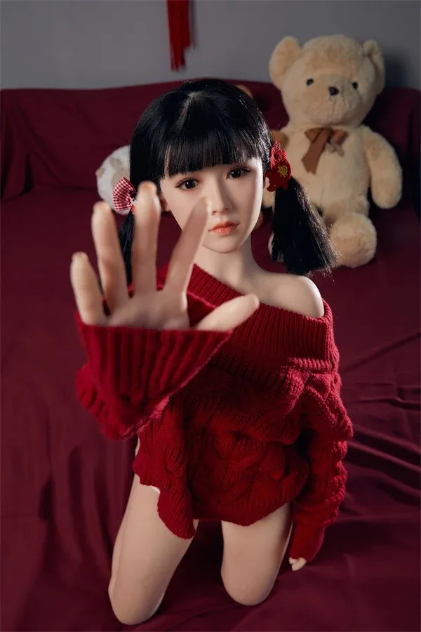 Lifelike Pretty Sex Doll Alaina 143cm view 4