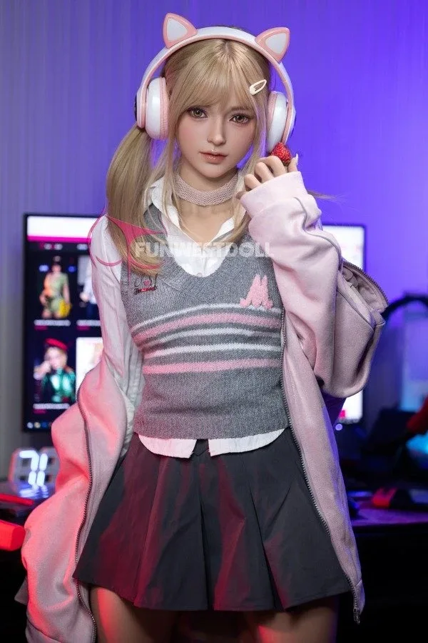 Cute Blonde Sex Doll Alice 159cm view 2