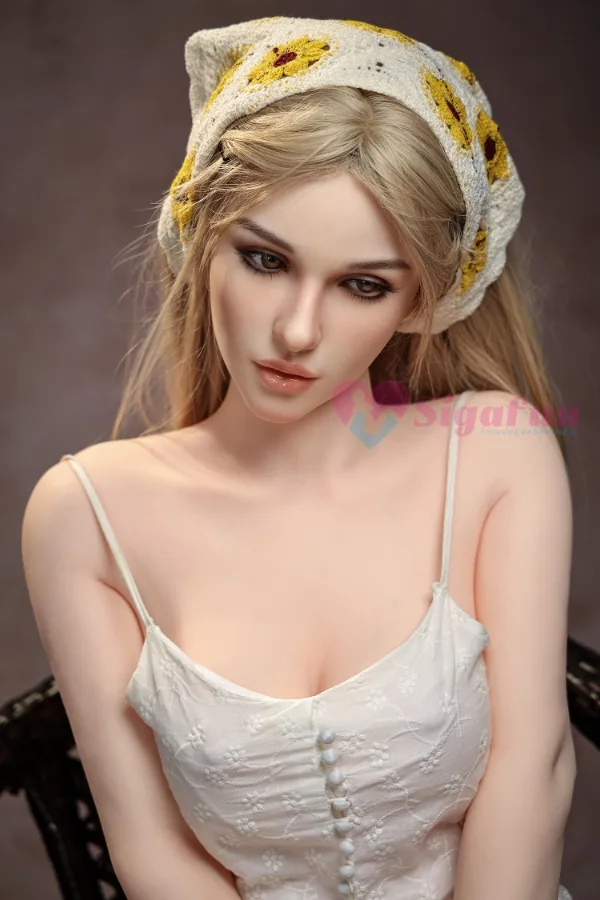 Cecily – Hybrid 163cm/64.17″ C-CUP 41kg/90.39lbs Sex Doll view 2