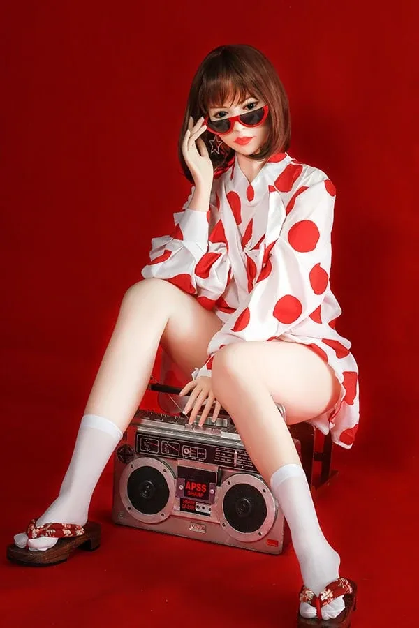 Lifelike Hot Sex Doll Roberta 160cm view 5
