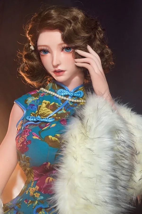 Realistic Life-Size Cheongsam Sex Doll Gianna 150cm view 5