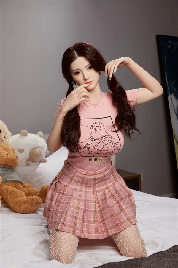 Realistic Japanese Sex Doll Catalina 155cm view 2