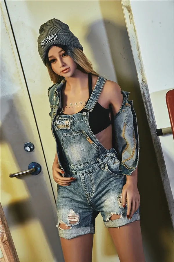 Busty Big Booty Love Doll Kylee 163cm view 3