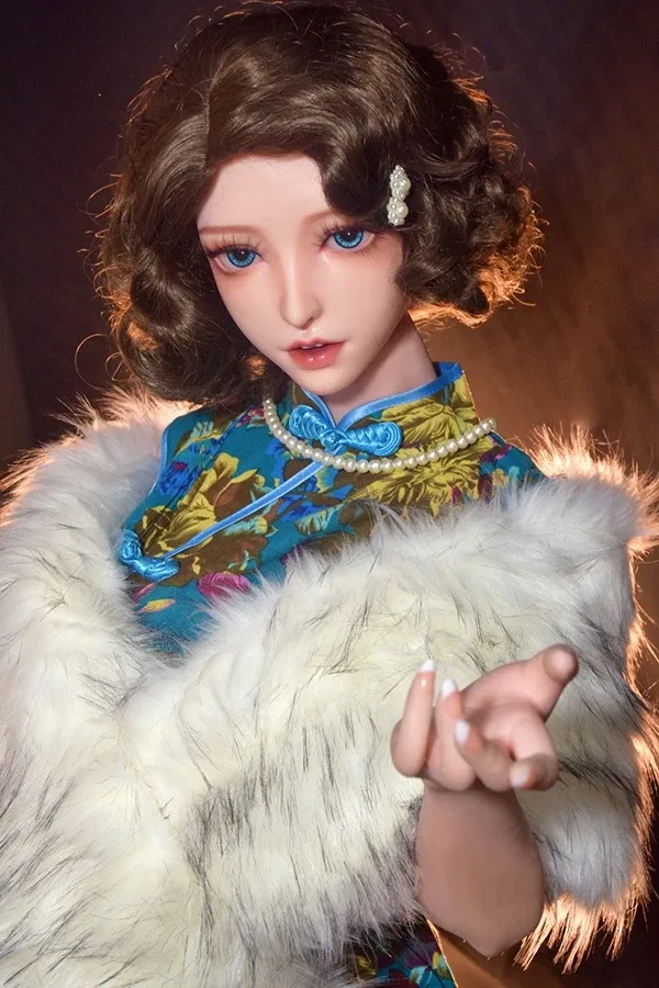 Realistic Life-Size Cheongsam Sex Doll Gianna 150cm view 3