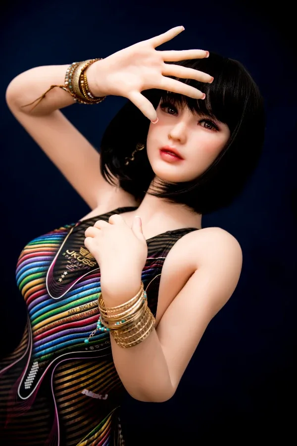 162cm E-cup Silicone Lifelike Model Sex Doll Lin Yanyan view 3