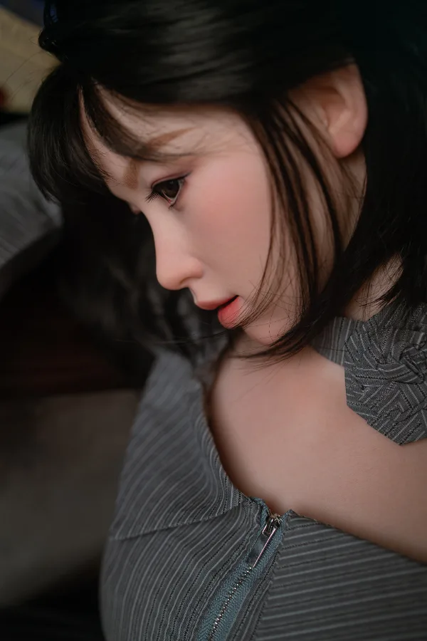 GE68_1 – Silicone 162cm/63.78″ D-CUP 33.5kg/73.85lbs Sex Doll view 5