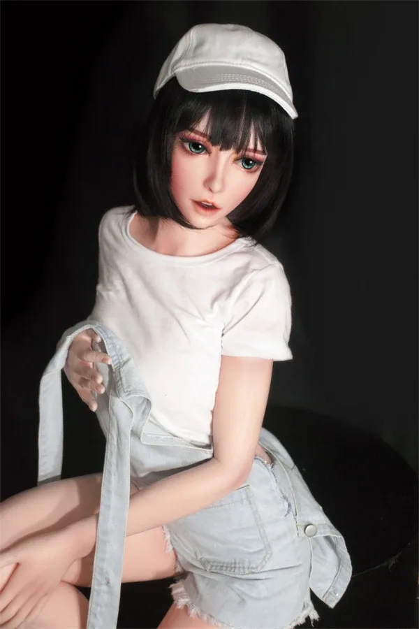 Realistic Silicone Sex Doll Una 150cm view 2