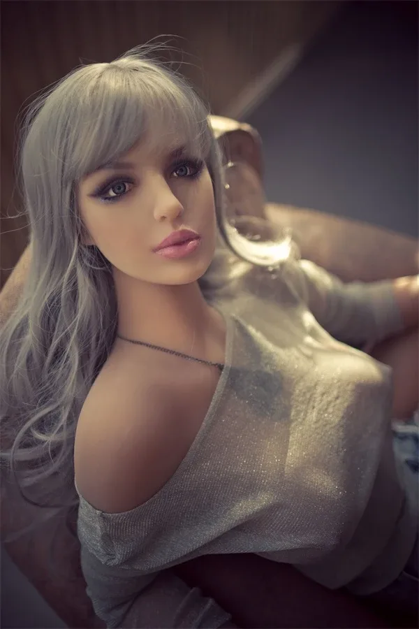 Life-Size Mature Sex Doll Zariah 170cm view 5