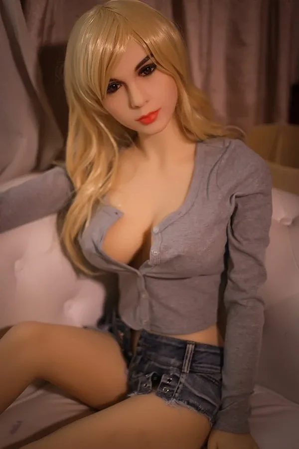 Blonde Mature Skinny Lifelike Sex Doll Tiffany 158cm view 5