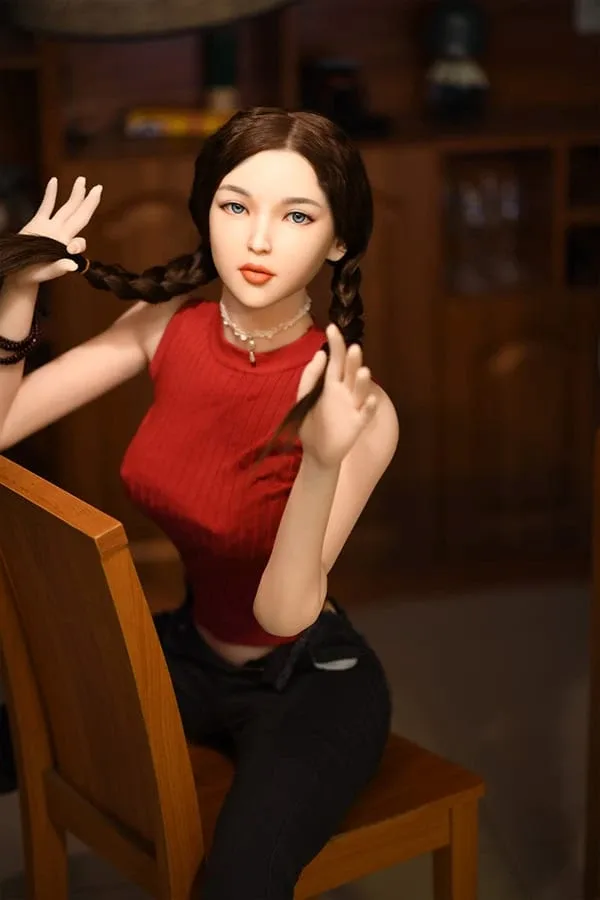 Cute Small Tits Sex Doll Silicone Head Evelyn 170cm view 2