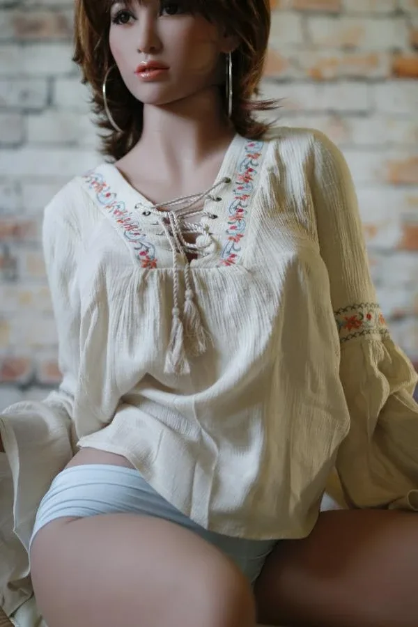 155cm D-cup Mature Sex Doll Aki view 3
