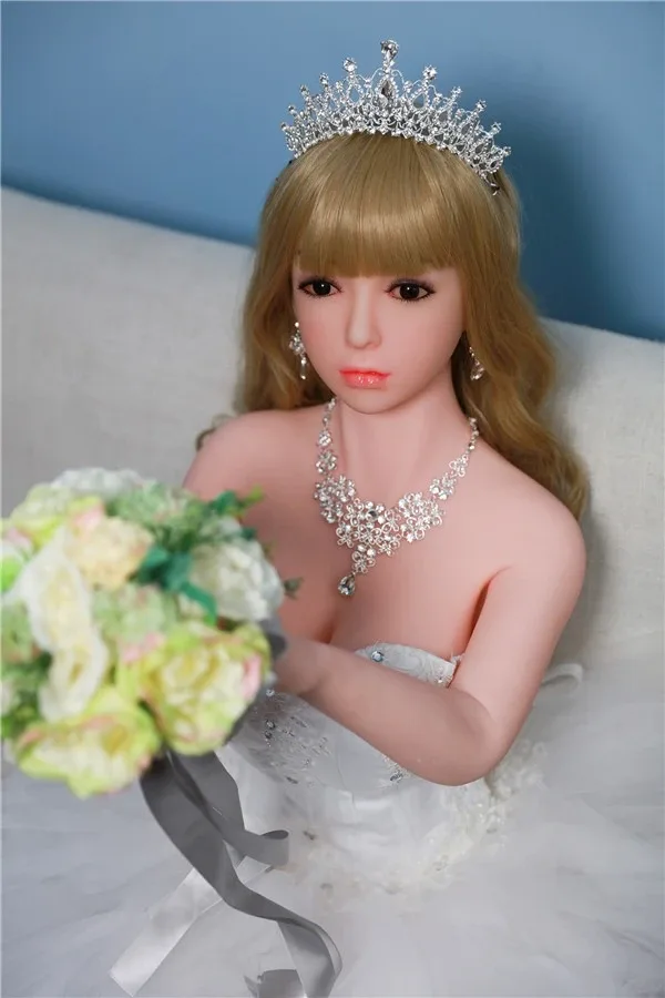 Blonde Princess Sex Doll Ayleen 158cm view 2