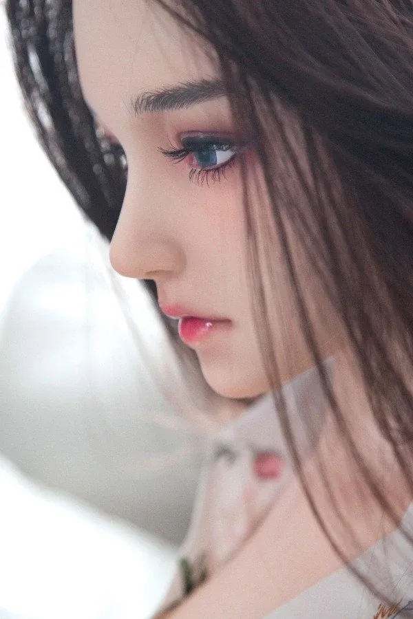 Pretty Fair Skin Sex Doll Louisa 160cm view 3