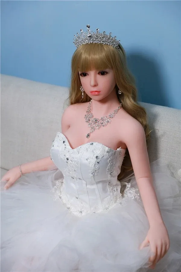 Blonde Princess Sex Doll Ayleen 158cm view 4