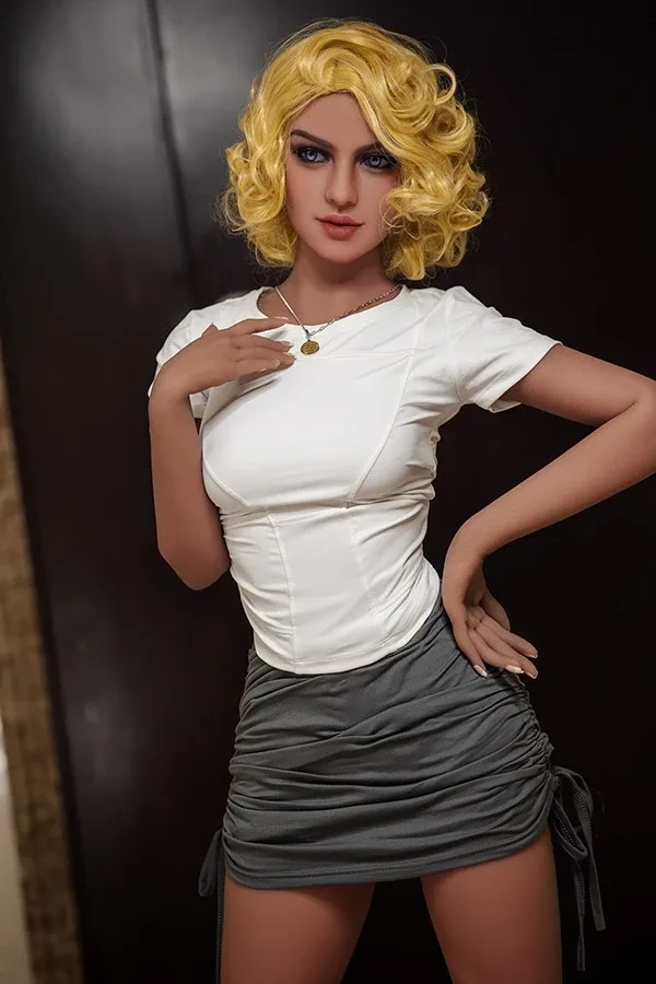 Sexy Mature Blonde Sex Doll Valery 158cm view 2