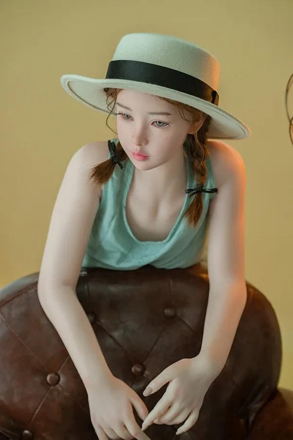 Surreal Fair Skin Sex Doll Beatrice 147cm ( Silicone ) view 4