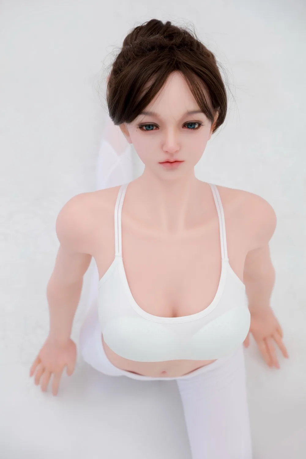 Yina – Silicone 170cm/66.93″ E-CUP 37kg/81.57lbs Sex Doll view 2