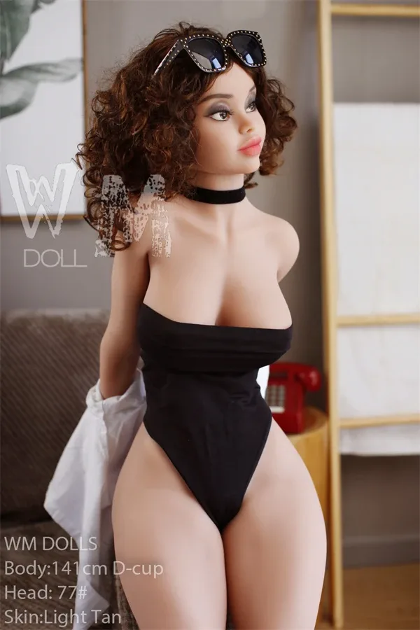 Life Size High Quality Sex Doll Herma 141cm view 3