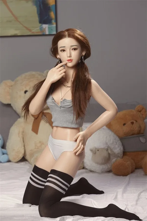 Japanese Sex Doll Rosalie 143cm view 3