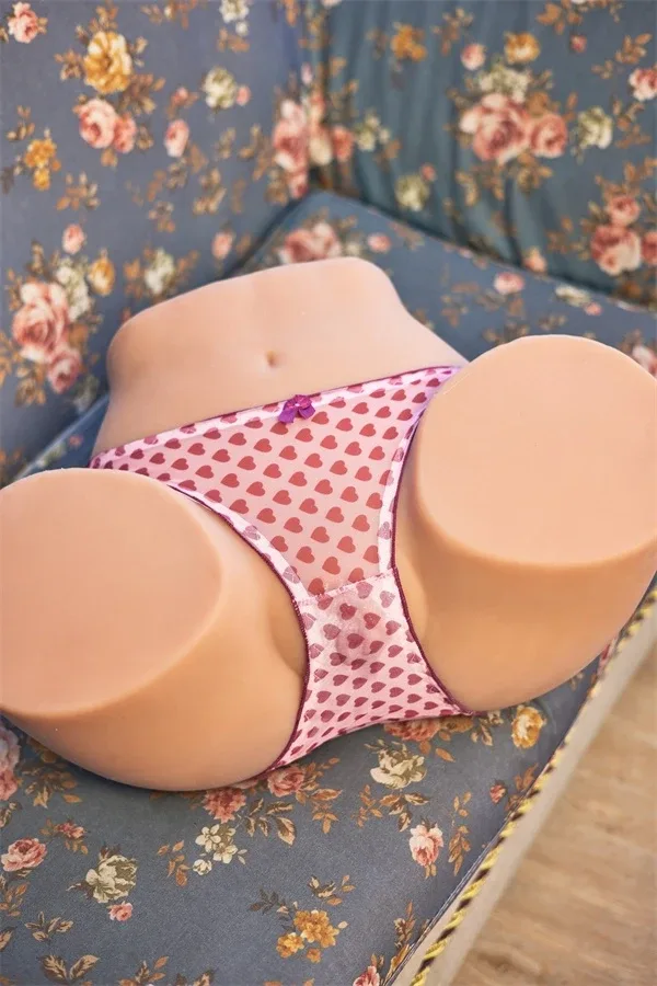 Most Realistic Sex Doll Butt Regina 30cm view 4
