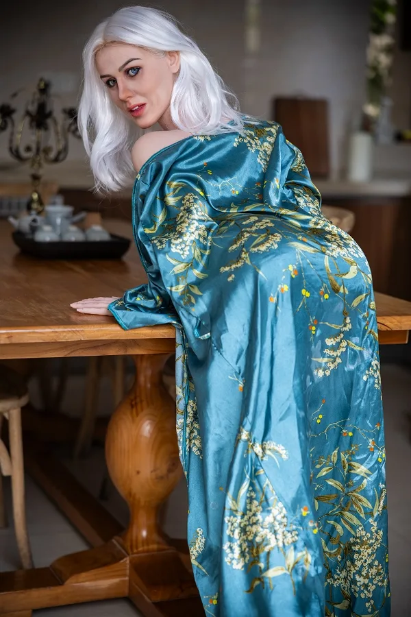 Lidiya – Silicone 148cm/58.27″ J-CUP 46kg/101.41lbs Sex Doll view 3