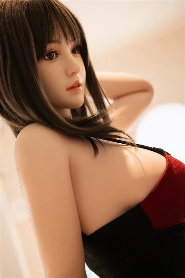 Lifelike Japanese Silicone Sex Doll Etta 169cm view 4
