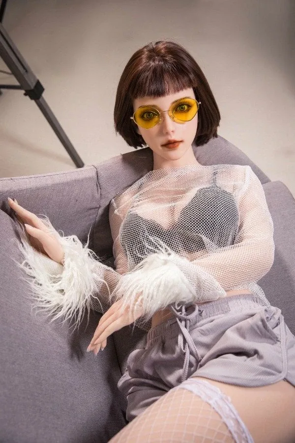 “The Professional” Celebrity Sex Doll Mathilda 162cm view 4